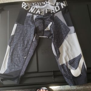 Nike pro dri fit compression xs